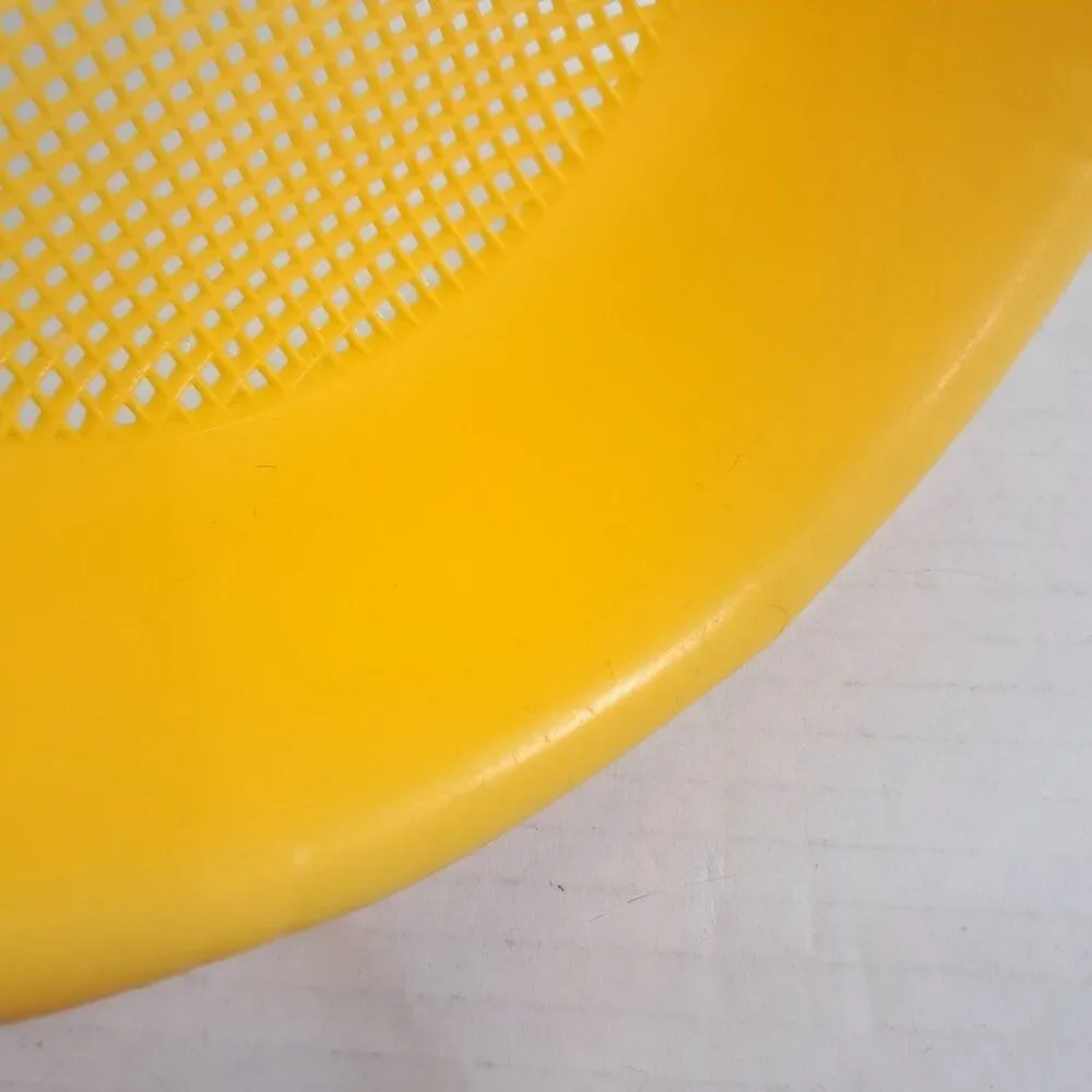 Vintage Action Ind Inc Yellow Plastic Colander Strainer Handle‎ Cheswick, PA